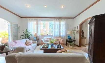 Belíssima Cobertura Duplex a Venda Copacabana no Bairro Peixoto de 560m2 com 4 Quartos Sendo 1 Suíte Cozinha Planejada com Dependência 2 Vagas