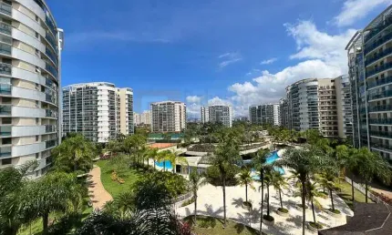 Apartamento para Aluguel Locação no Condomínio Santa Mônica Jardins Club Barra da Tijuca de 233m² com 4 Suítes Sala 3 Ambientes  3 Vagas de Garagem