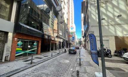 Loja Comercial Venda e Locação Centro do Rio de Janeiro Rua da Quitanda 172m²  Distribuídos em Loja Sobreloja e Subsolo Próximo de Metrô VLT e Barcas