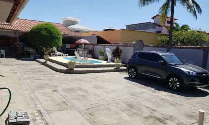 Casa para Venda em Saquarema, Gravata, 4 dormitórios, 2 suítes, 5 banheiros, 8 vagas