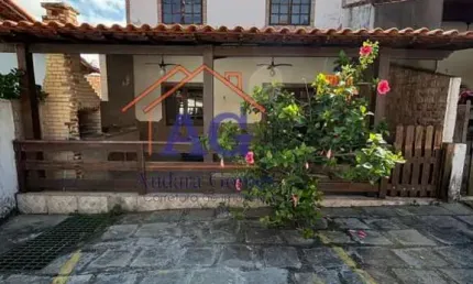 Casa para Venda em Saquarema, Retiro (Bacaxá), 2 dormitórios, 3 banheiros, 1 vaga