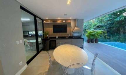 Casa para venda tem 400 metros com 4 suítes em Alphaville I - Salvador - Bahia
