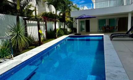Casa em condomínio fechado com 5 quartos à venda na Residencial Itaparica, 552, Alphaville I, Salvador