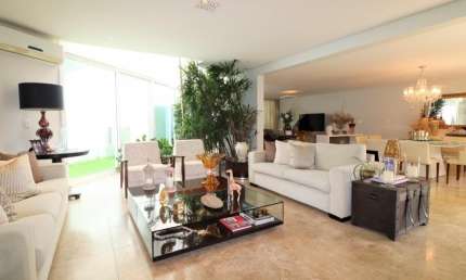Casa a venda Alphaville 1 com 5 suítes oportunidade