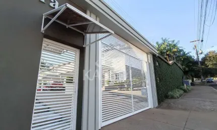 SOBRADO REFORMADO  NO CONDOMINIO VIVENDAS DA PRAÇA - SÚITE E DEMI-SUÍTE VARANDA