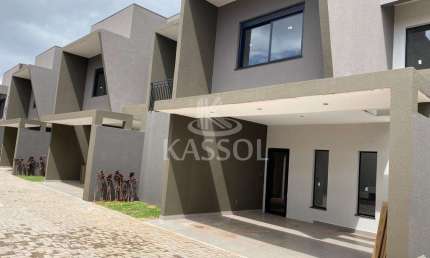 Sobrado, SÃO CRISTÓVÃO, CASCAVEL - PR, prox. ao colégio Sagrada Família