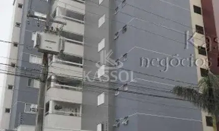 Apartamento localizado na região do Lago Municipal, semi mobiliado, 2 vagas.