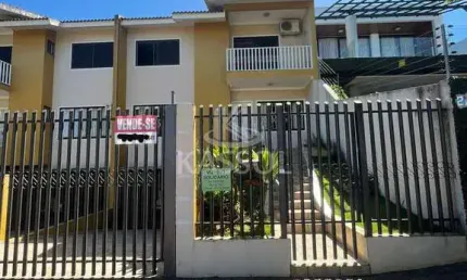 Sobrado à venda em ótima localização e sobra de terreno, CENTRO, CASCAVEL - PR