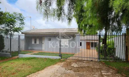 Lindo Terreno com 682,50m  no bairro Canadá com duas casas em alvenaria