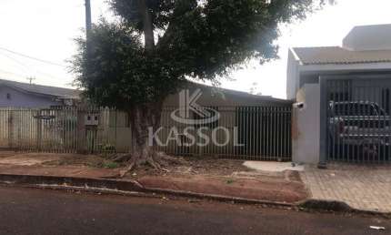 Terreno à venda 275.00m  Bairro Guarujá Cascavel PR próximo a região industrial