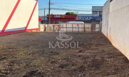 Locacão comercial de Terreno Urbano com Destinação de construção Comercial.
