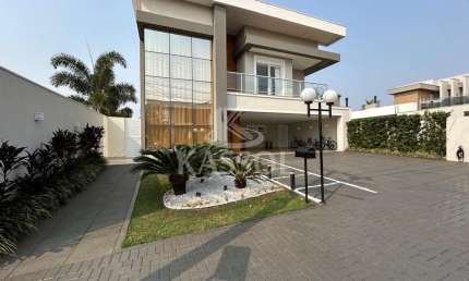 Sobrado com 4 dormitórios à venda,381.04 m , SANTO INÁCIO, CASCAVEL - PR