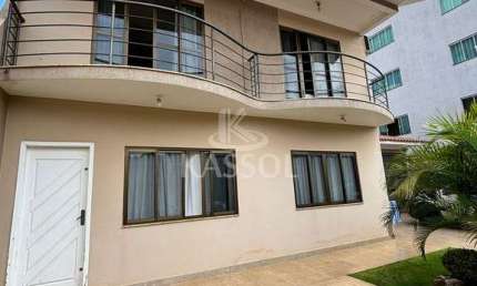 Sobrado com 1 suite e 2 quartos à venda, área total 234.75 m , Vila Tolentino