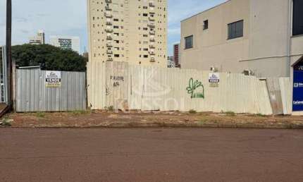 TERRENO À VENDA NA REGIÃO CENTRAL COM ÓTIMO DESCONTO PARA PAGAMENTO À VISTA