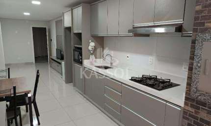 Edifício Saint Tropez mobiliado 1 suíte e 1 quarto,  2 vagas de garagem