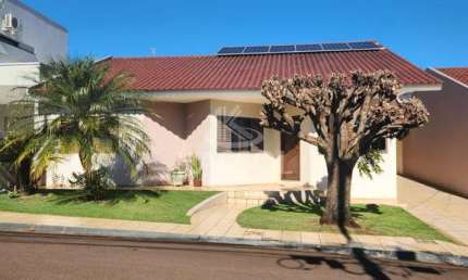 Casa em condomínio no Parque Verde com 02 suítes 02 quartos churrasqueira