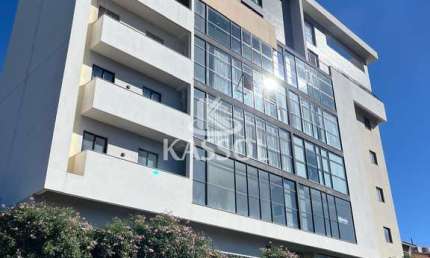 Apartamento com 02 quartos e uma suite à venda,172.98 m , CASCAVEL - PR