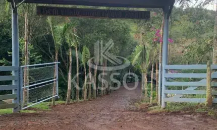 Chácara incrível a 68 km de Cascavel  Fácil acesso, casa ampla, açude.