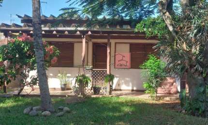 Casa para Venda em Araruama/RJ - 4 Dorm. 180 m2 Área Útil