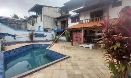 Casa com 4 quartos à venda na Rua General Rubens Rosado Teixeira, 121, Piratininga, Niterói, 360 m2 por R$ 1.800.000