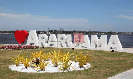 Terreno Plano à Venda em Araruama/RJ - Bairro Três Vendas