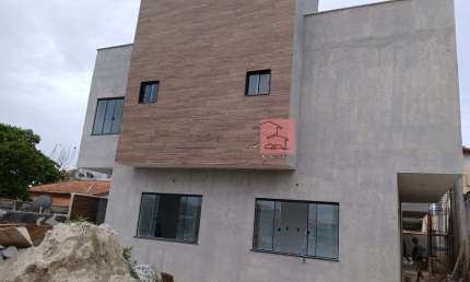 Casa Triplex com Vista Panorâmica - Conforto e Praticidade Perto de Tudo!