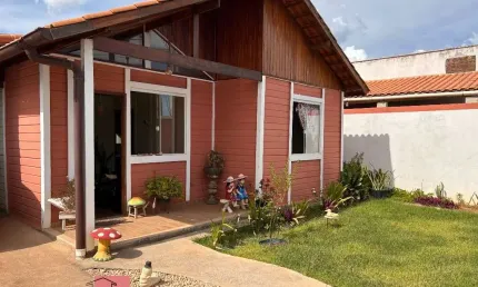 Casa com 2 quartos à venda na Rua Quarenta e Um, Jardim Atlântico Central (Itaipuaçu), Maricá