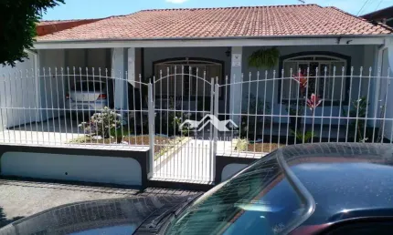Casa com 3 dormitórios à venda, 100 m² por R$ 648.000,00 - Vista Verde - São José dos Campos/SP