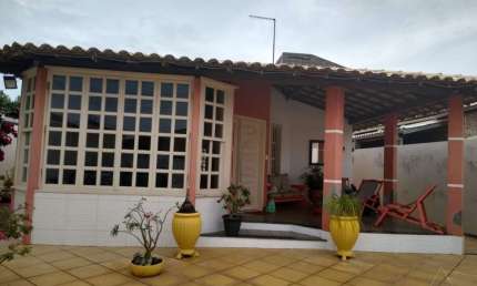 Casa Stella Mares com 3 quartos e 2 suítes, 203 m² à venda por R$ 1.200.000,00