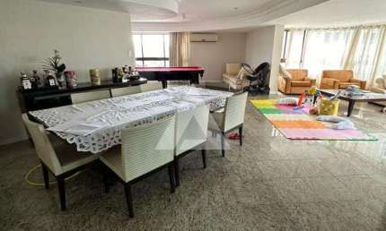 Apartamento com 4 quartos e 4 suítes, 255,00 m² para alugar por R$ 7.250,00 - Horto Florestal, Sal