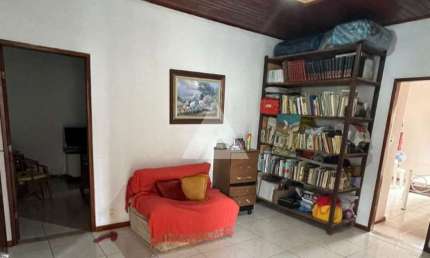 Casa em Piatã com 6 quartos e 4 suítes, 268m² à venda por R$ 800.000,00