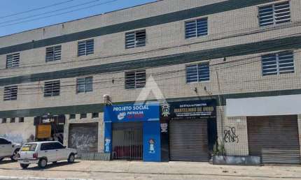 Prédio no Nordeste de Amaralina com 249m² à venda por R$ 1.600.000,00