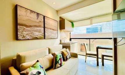 Apartamento na Barra PORTEIRA FECHADA com 1 suíte, 29m² à venda por R$ 650.000,00
