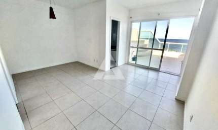 Cobertura em Armação com 3 quartos e 2 suítes, 210m² à venda por R$ 1.200.000,00