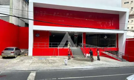 Loja com 334,00 m² para alugar por R$ 35.000,00 - Jardim Apipema - Salvador/BA