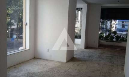 Loja com 60,00 m² para alugar por R$ 7.000,00 - Corredor da Vitória, Salvador/BA.