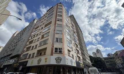 Apartamento com 2 quartos  à venda, 96.00 m2 por r$270000.00  - centro - curitiba/pr