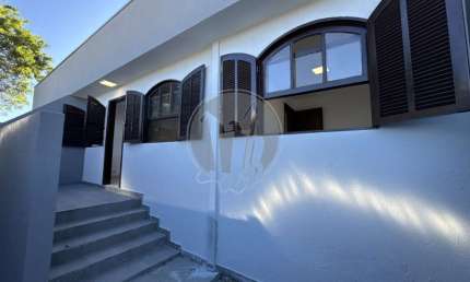 Casa Residencial com 2 quartos  para alugar, 42.00 m2 por R$1800.00  - Cachoeira - Curitiba/PR