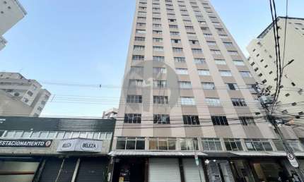 Conjunto Comercial para alugar, 40.99 m2 por R$1500.00  - Centro - Curitiba/PR
