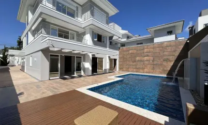Casa com 4 quartos à venda em Pedra Branca, Palhoça 