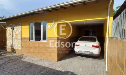 Casa com 3 quartos à venda no Forquilhinhas, São José 