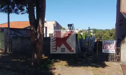 Casa de madeira com 2 Quartos e 1 banheiro à Venda, 60  m² , terreno  com 271,12 m2 por R$ 115.000