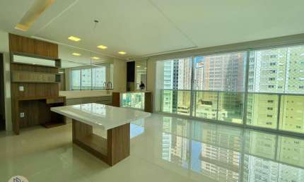 Apartamento com 4 quartos à venda na Rua 3250, 100, Centro, Balneário Camboriú, 161 m2 por R$ 3.600.000