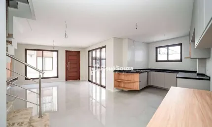 Sobrado com 3 dormitórios à venda, 127 m² por R$ 890.000,00 - São Lourenço - Curitiba/PR