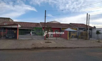 6 casas locadas para investidores, no Uberaba para venda.