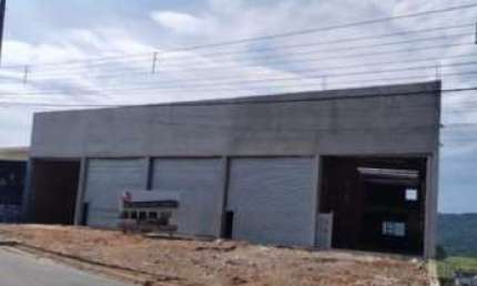 Salão Comercial para Locação em Mogi das Cruzes, Braz Cubas, 2 banheiros