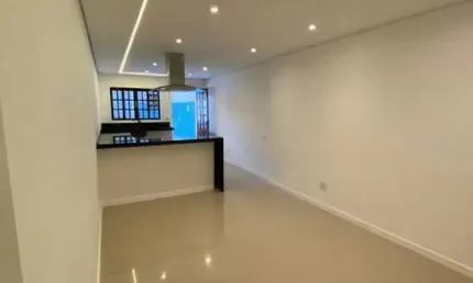 Casa Térrea para Venda em Mogi das Cruzes, Jardim São Pedro, 3 dormitórios, 2 suítes, 3 banheiros, 3 vagas