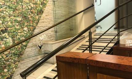 Sala comercial com 3 salas para alugar na Rua Santo Antônio, 415, Centro, Juiz de Fora