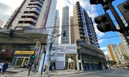 Cobertura triplex à venda - 2 quartos (1 suíte) - 169m²