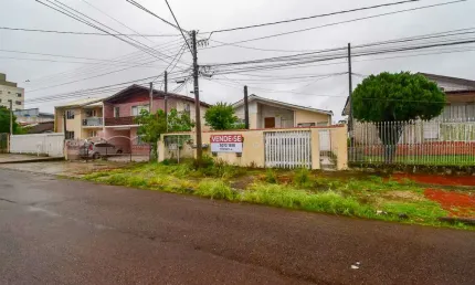 Terreno à venda na Rua Roberto Senna, 172, Novo Mundo, Curitiba